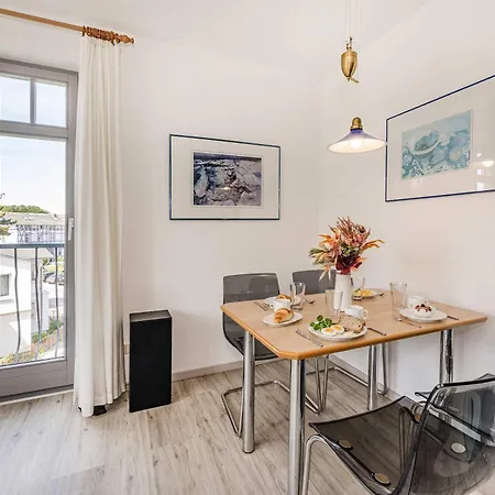 Haus Am Kliff شقة